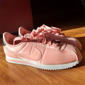 Nike Cortez Basic TXT Valentine's Day Youth Size